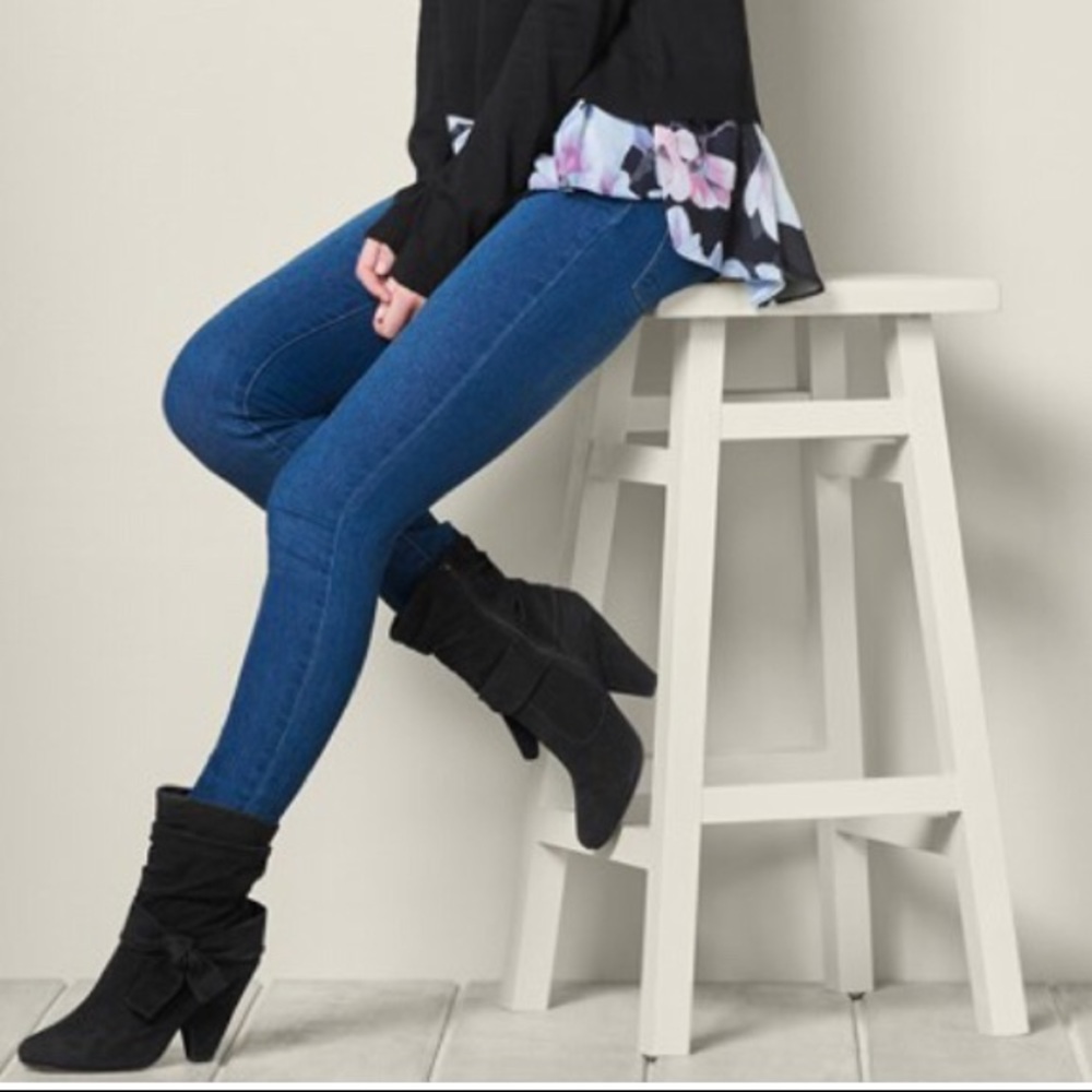Side Knot Slouch Boots